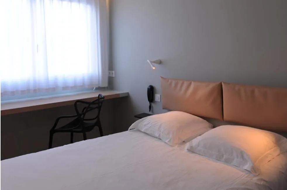 Hotel Vulcain LʼHorme
