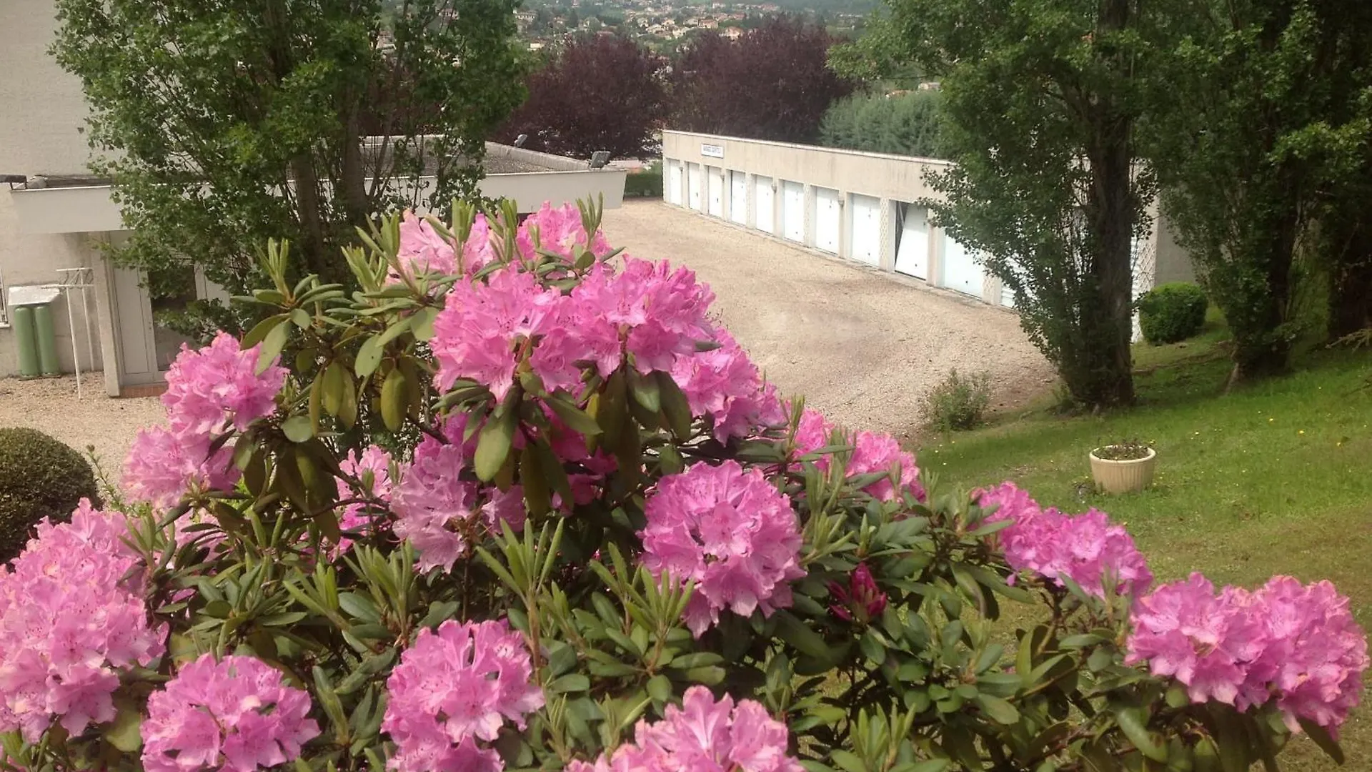 ***  Hotel Vulcain LʼHorme Frankreich